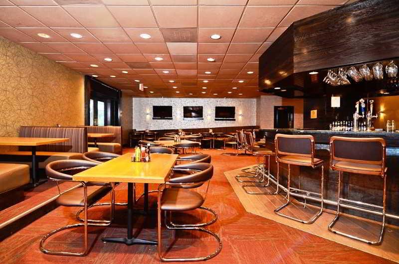 Ramada By Wyndham Buffalo Downtown Exterior photo