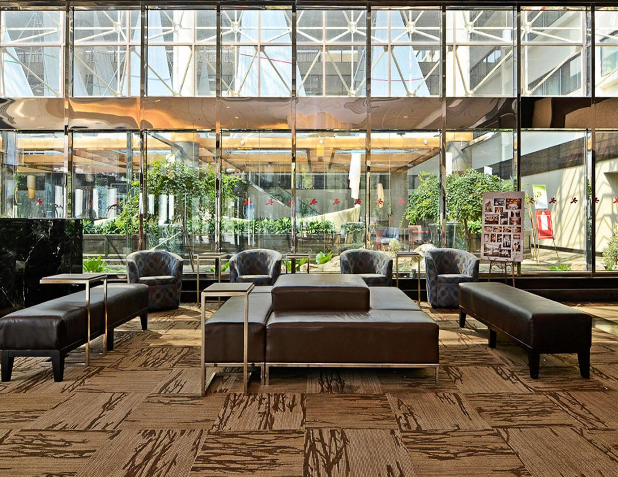 Ramada By Wyndham Buffalo Downtown Exterior photo