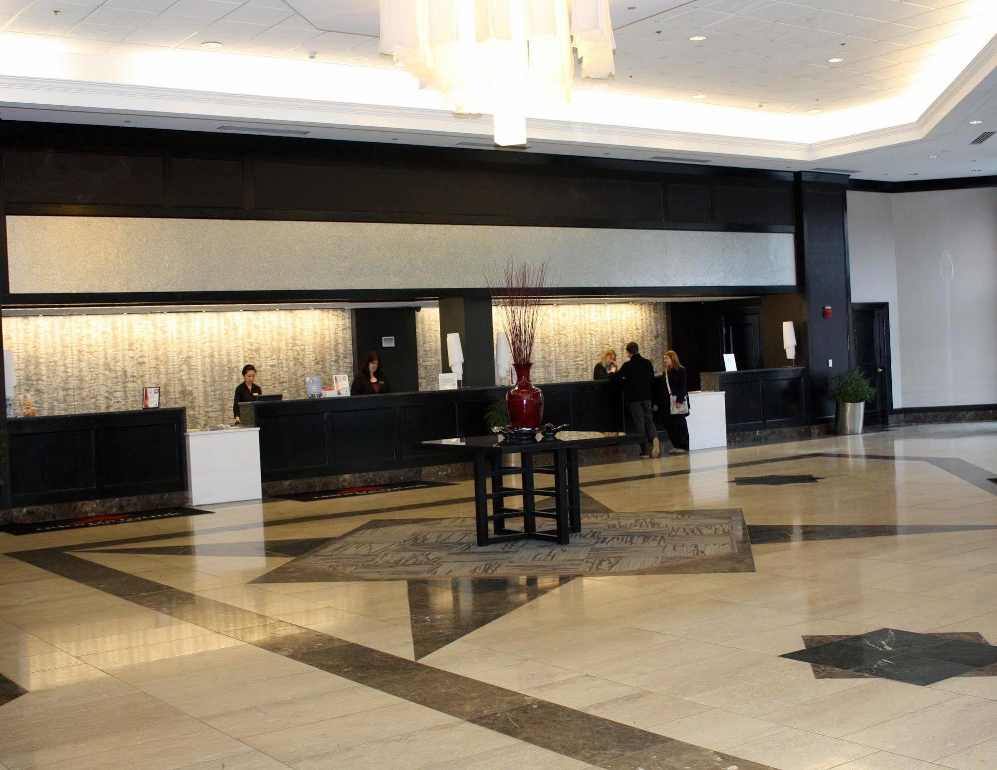 Ramada By Wyndham Buffalo Downtown Exterior photo